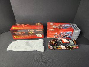 lot 7 image: #8 Budweiser  Staind 2003 Monte Carlo 124 NASCAR Dale Earnhardt Jr. Limited Edition