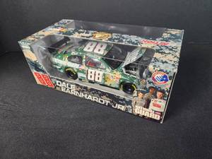 lot 39 image: #88 National Guard Digital Camo 2008 Impala SS 124 NASCAR Limited Edition Dale Earnhardt Jr. 2008