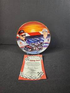 lot 66 image: Rising Son 6 12 Decorated Porcelain Plate Bordered in 24k gold Dale Earnhardt 2001