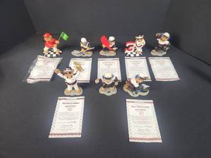 lot 87 image: lot of 8 good ole bears pieces 1999 Dale Earnhardt  motorsport Collection