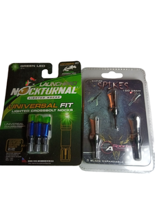 lot 47 image: Universal Nocks and Spikes broadheads