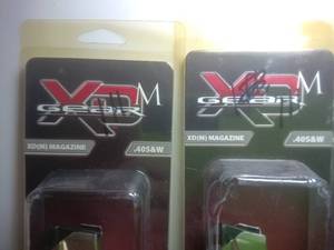 lot 111 image: 4-XD Gear magazines