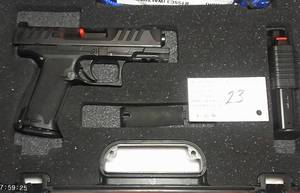 lot 23 image: Walthers PDP f series