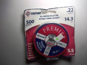 lot 124 image: Crossman pellets