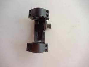 lot 138 image: Scope rings and base