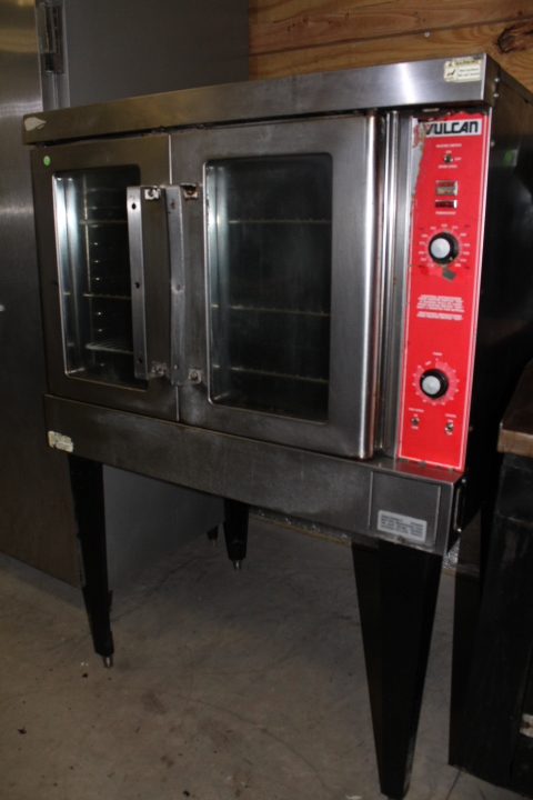 lot 10 image: Vulcan Gas Convection Oven