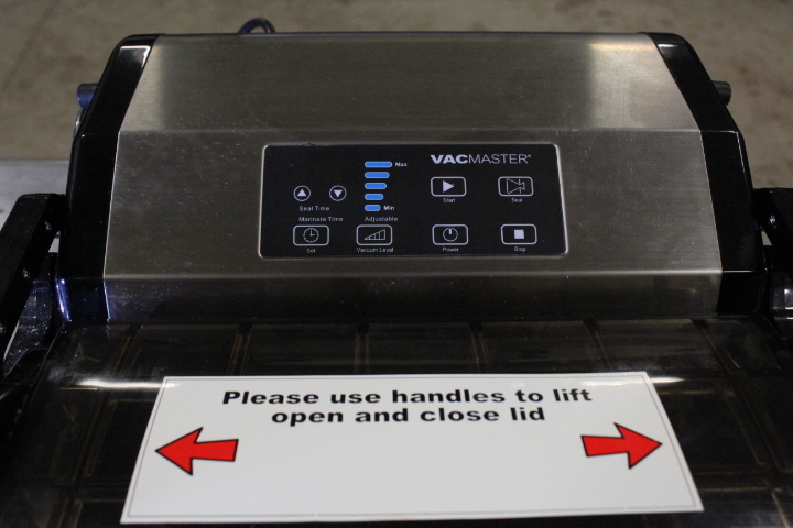 lot 25 image: VacMaster Vacuum Packer