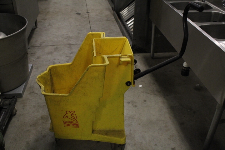 lot 58 image: Mop Bucket