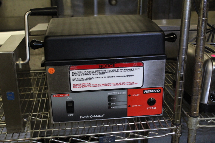 lot 73 image: Fresh-O-Matic Steamer