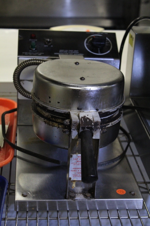 lot 76 image: Small Waffle Cone Baker