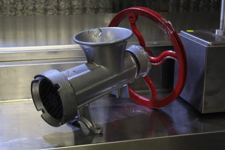 lot 80 image: Meat Grinder