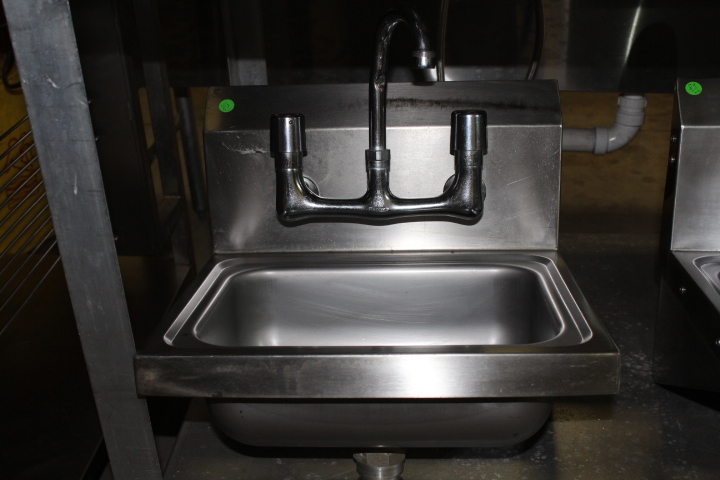 lot 83 image: Hand Sink