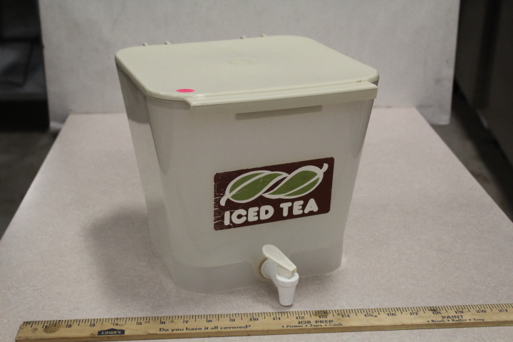lot 183 image: Drink dispenser