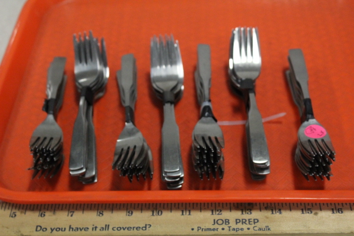 lot 187 image: Forks