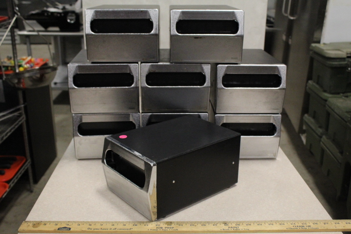 lot 196 image: Napkin dispensers
