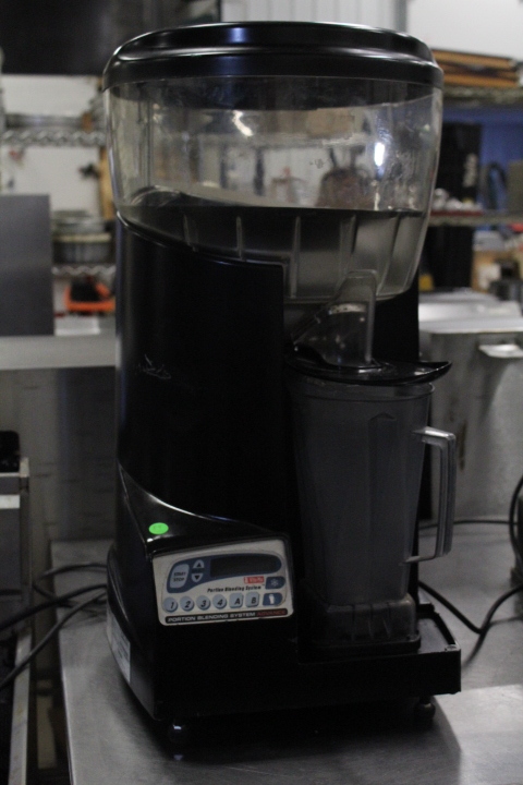 lot 89 image: Vita-Mix Portion Blending System Advance