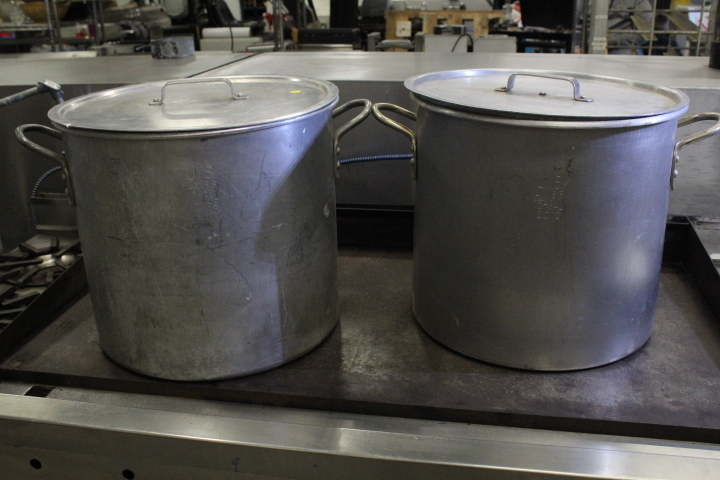 lot 95 image: 15 gallon soup  stock pots