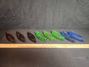lot 28 image: Fenton 8 piece lot (1) Purple, (2) Marigold, (3) Green, (2) Blue color Bid is by the piece