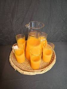 lot 55 image: 7 Pc Blendo Pitcher and glasses vintage set