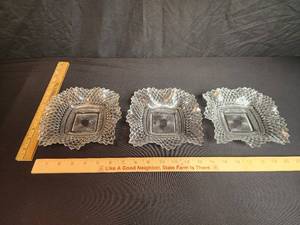 lot 127 image: Indiana Candy Dish 7