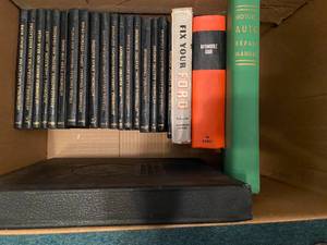 lot 76 image: Lot of Vintage Automotive Repair Books and Manuals