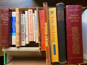 lot 82 image: Lot of Health and Cookbooks