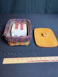 lot 141 image: 1996 Longaberger Basket Fathers Day Address Book with Lid and Address Cards