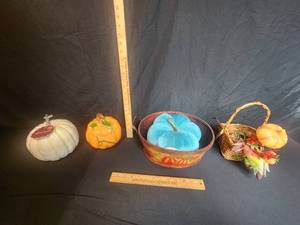 lot 108 image: lot of 4 fall dcor pieces