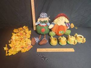 lot 109 image: lot of fall dcor