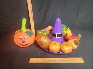 lot 110 image: Lot of fall dcor artificial  fruits  and hat