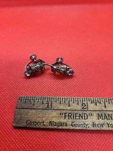 lot 61 image: Vintage Coro Clip on earrings
