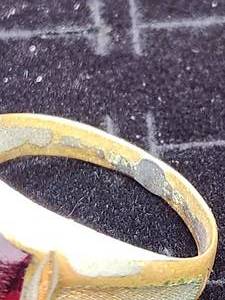 lot 7 image: Old ring 18k