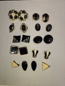lot 70 image: All Black Clip on earrings Vintage