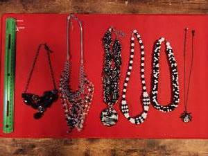 lot 154 image: lot of 6 black and white style necklaces