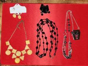 lot 158 image: lot of 3 necklaces and matching earrings