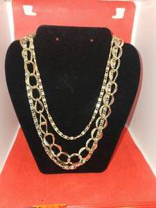 lot 159 image: Beautiful gold tone Coro Necklace