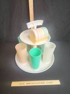 lot 15 image: Vintage Tupperware Cup Holder, Cups, and Coasters