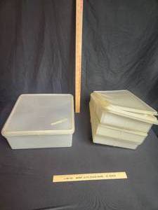 lot 29 image: Lot of Tupperware storage container with lids, poor condition