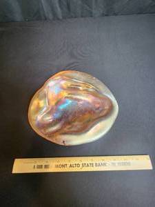 lot 43 image: Vintage glass ash try  trinket holder