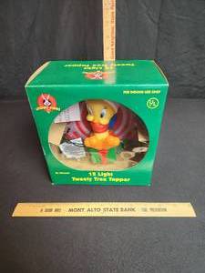 lot 47 image: Tweety Tree Topper in Box Christmas tree