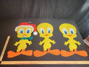 lot 51 image: lot of 3 Tweety melted plastic decorations Vintage