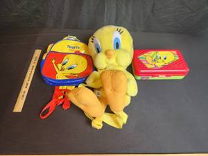 lot 54 image: Tweety Back Pack and storage box lot