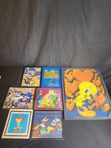 lot 74 image: Lot of Tweety pictures