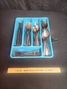 lot 100 image: Silverware in Tray