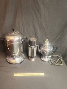 lot 103 image: Vintage coffee make, Thermos