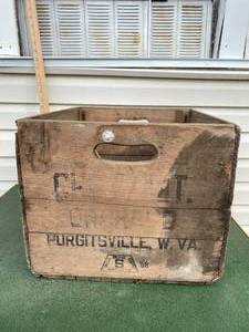 lot 45 image: Purgitsville, West Virginia Orchard Crate