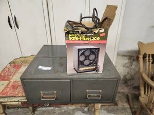 lot 101 image: Metal File Box, Heater