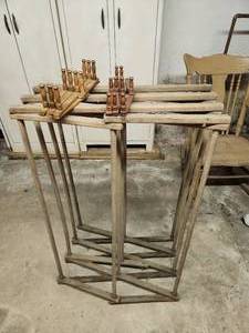 lot 113 image: Clothes Drying Racks