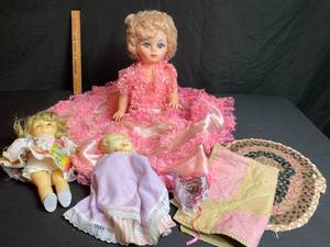 lot 22 image: Lot of Dolls and Accessories