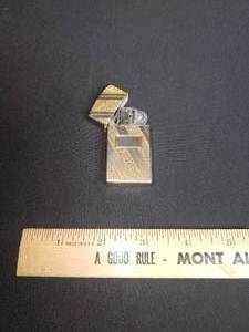 lot 2 image: Old  Vintage Zippo Lighter